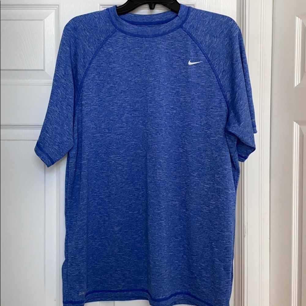 blue heather dri-fit Nike tee ✔️